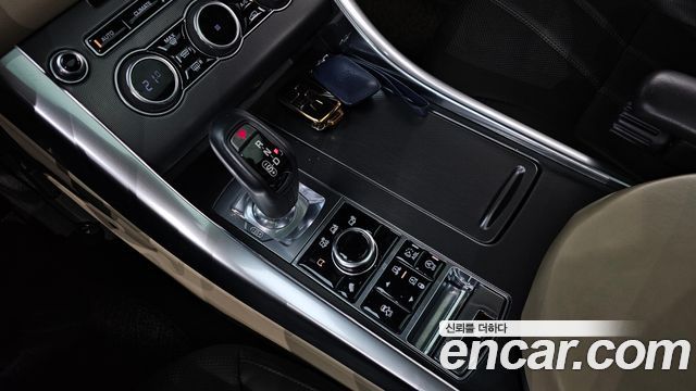 Land Rover Range Rover Sport 2014 — photo 9