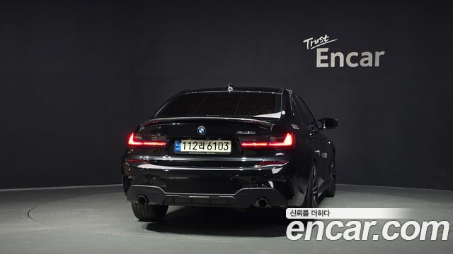 BMW 3-Series 2019 — photo 4