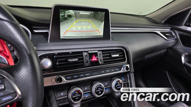 Genesis G70 2018 — photo 15