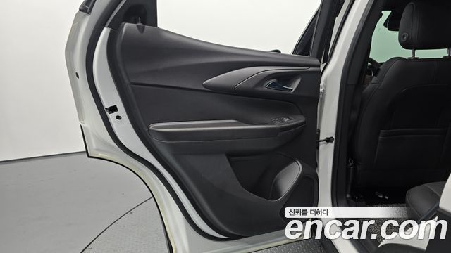 ChevroletGMDaewoo Trailblazer 2022 — photo 15
