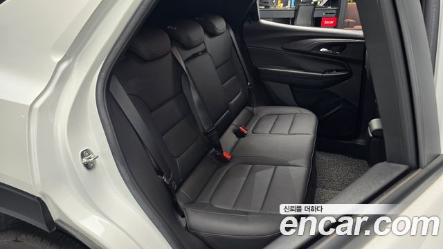 ChevroletGMDaewoo Trailblazer 2022 — photo 16
