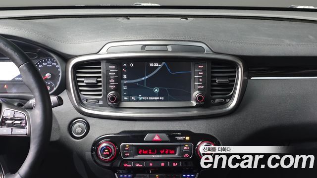 Kia Sorento 2018 — photo 16