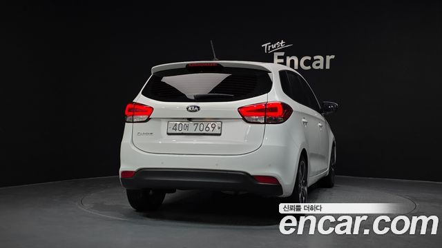 Kia Carens 2014 — photo 4