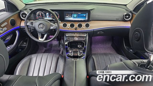 Mercedes-Benz E-Class 2017 — photo 7