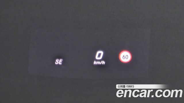 Mercedes-Benz E-Class 2017 — photo 18