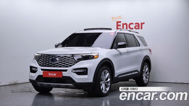 Ford Explorer 2022 — photo 1