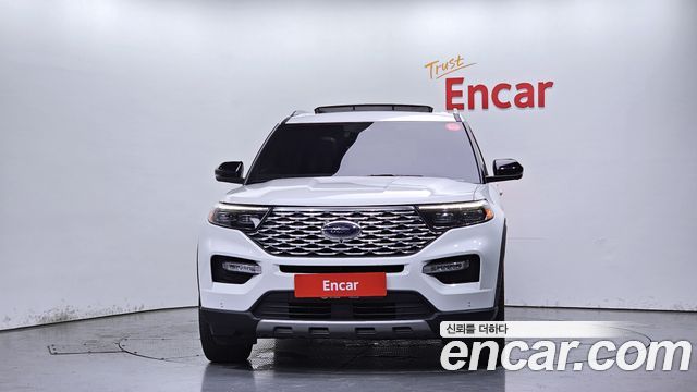 Ford Explorer 2022 — photo 3