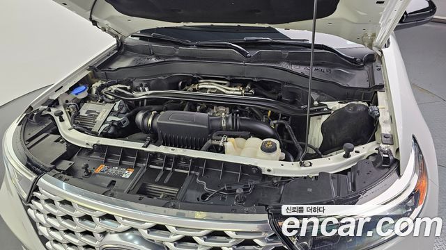 Ford Explorer 2022 — photo 6