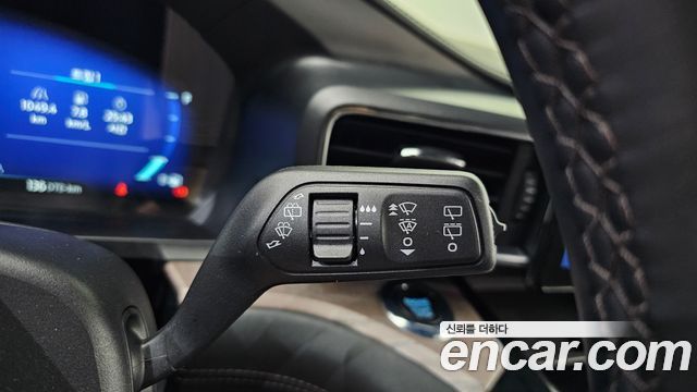 Ford Explorer 2022 — photo 23