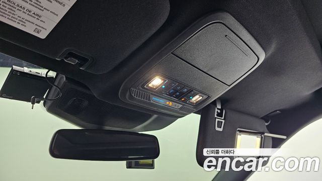 Ford Explorer 2022 — photo 28