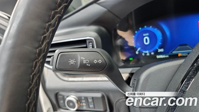 Ford Explorer 2022 — photo 29