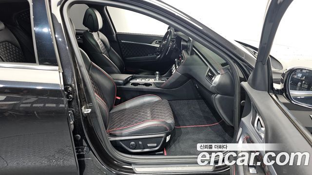 Genesis G70 2018 — photo 16