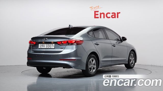 Hyundai AVANTE 2017 — photo 2