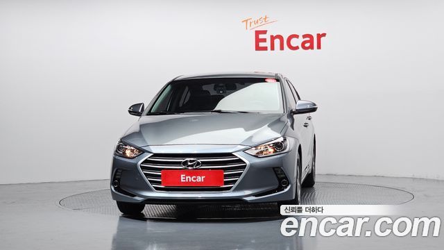 Hyundai AVANTE 2017 — photo 3