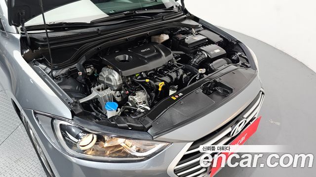 Hyundai AVANTE 2017 — photo 6