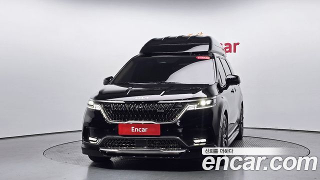 Kia Canival 2023 — photo 3