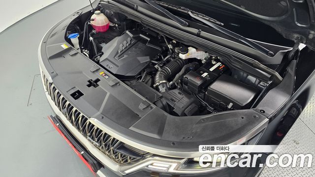 Kia Canival 2023 — photo 6