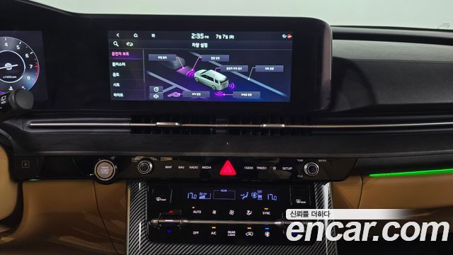 Kia Canival 2023 — photo 21