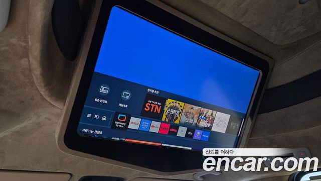 Kia Canival 2023 — photo 25