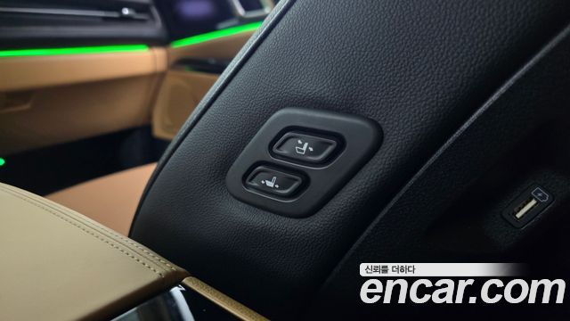 Kia Canival 2023 — photo 27