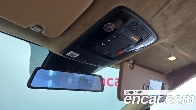 Kia Canival 2023 — photo 30