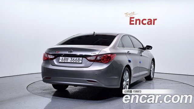Hyundai Sonata 2011 — photo 2