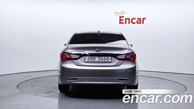 Hyundai Sonata 2011 — photo 4