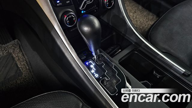 Hyundai Sonata 2011 — photo 9