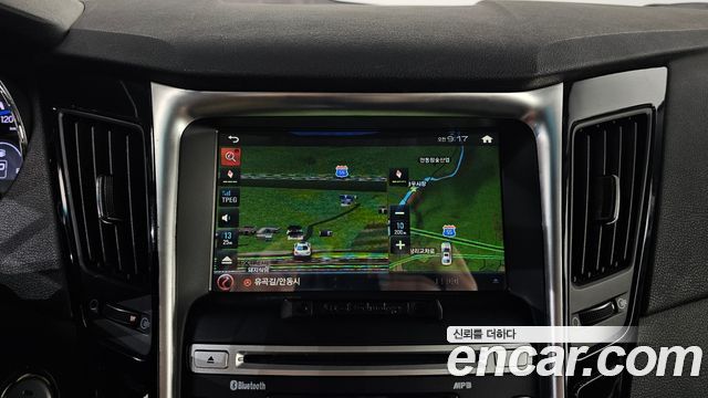 Hyundai Sonata 2011 — photo 17