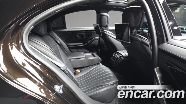 Mercedes-Benz S-Class 2021 — photo 18