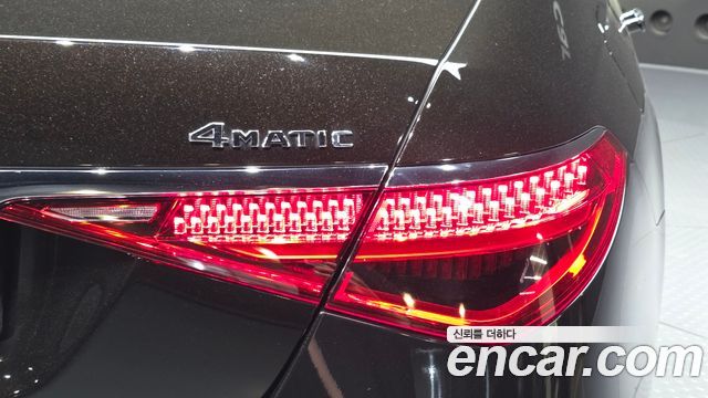Mercedes-Benz S-Class 2021 — photo 9