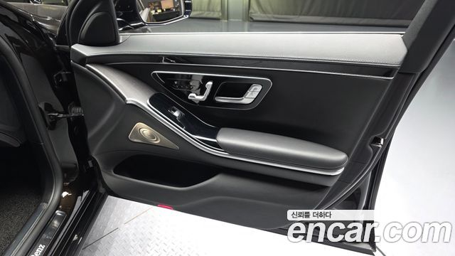 Mercedes-Benz S-Class 2021 — photo 14
