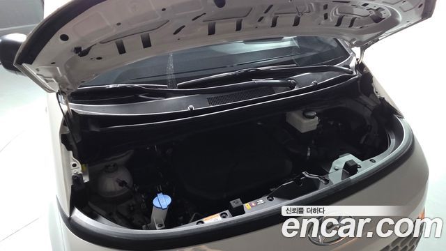 Hyundai Staria 2022 — photo 6