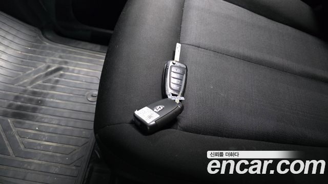 Hyundai Staria 2022 — photo 22
