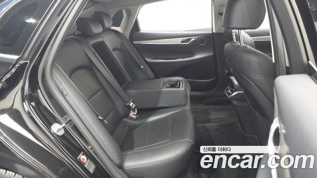 Hyundai Grandeur 2022 — photo 17