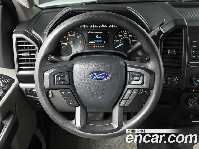 Ford F150 2018 — photo 8