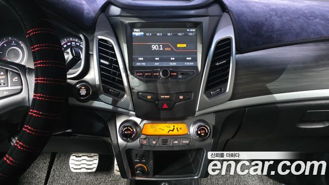 KG Mobility KORANDO 2016 — photo 15