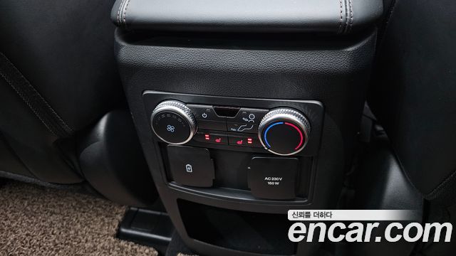 Ford Explorer 2021 — photo 29