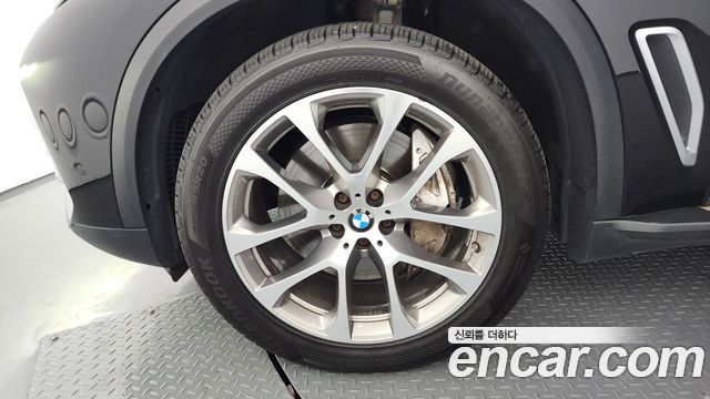 BMW X5 2021 — photo 5