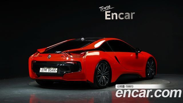 BMW i8 2015 — photo 2