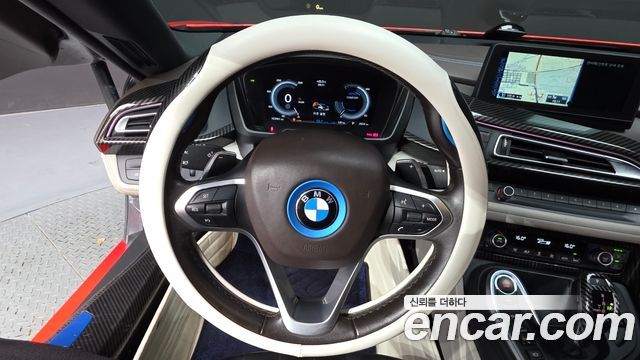 BMW i8 2015 — photo 19