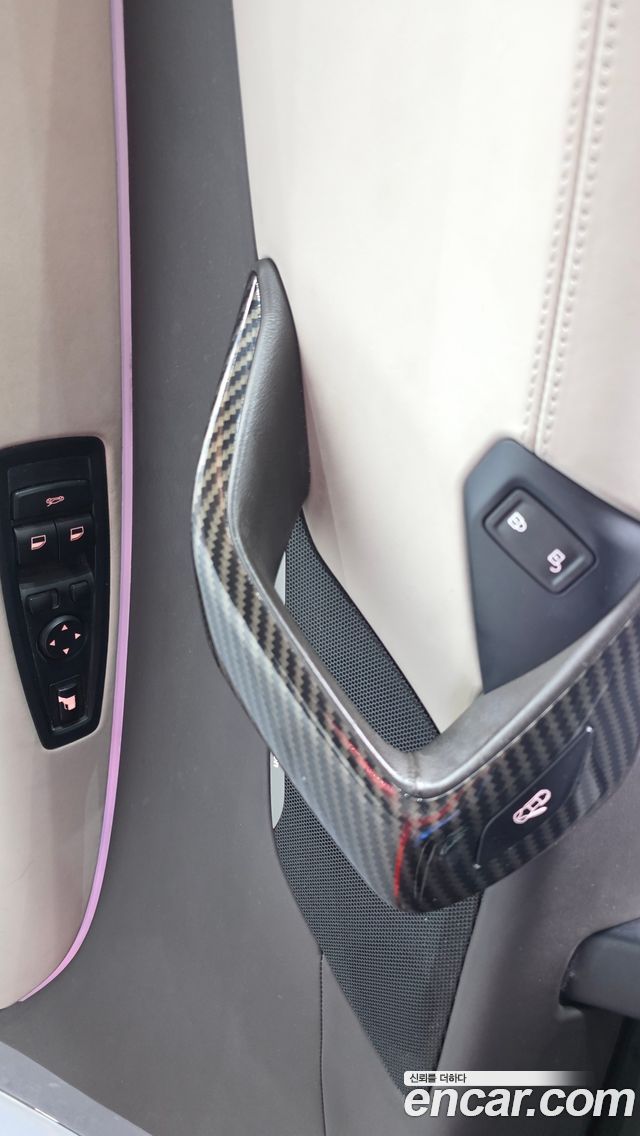 BMW i8 2015 — photo 25