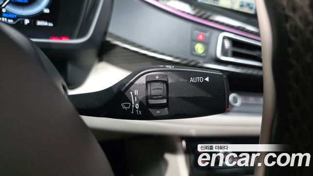 BMW i8 2015 — photo 29