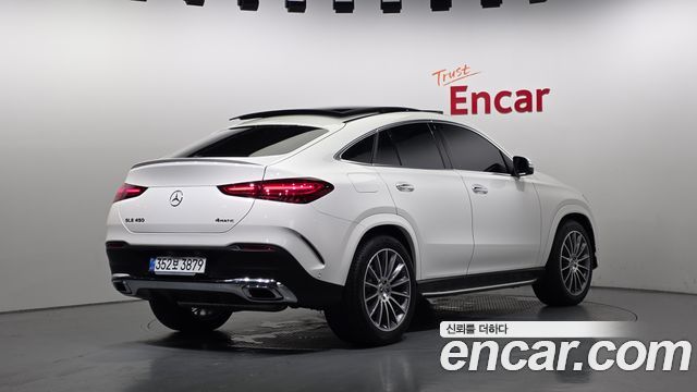 Mercedes-Benz GLE-Class 2025 — photo 2