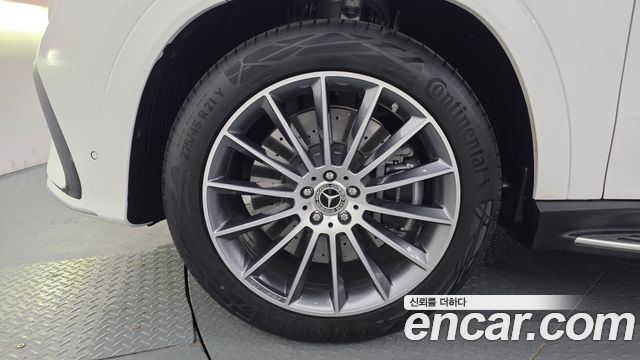Mercedes-Benz GLE-Class 2025 — photo 5