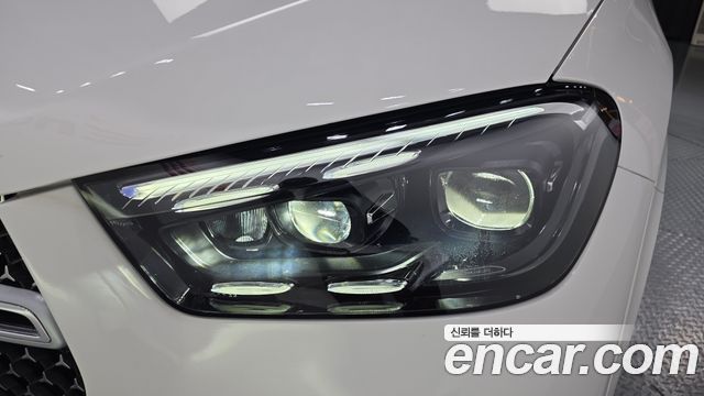 Mercedes-Benz GLE-Class 2025 — photo 8