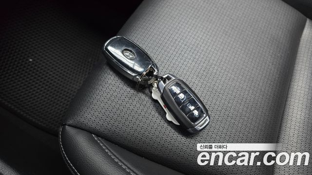 Hyundai Kona 2018 — photo 16