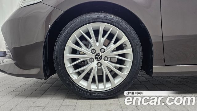 Toyota Camry 2019 — photo 5