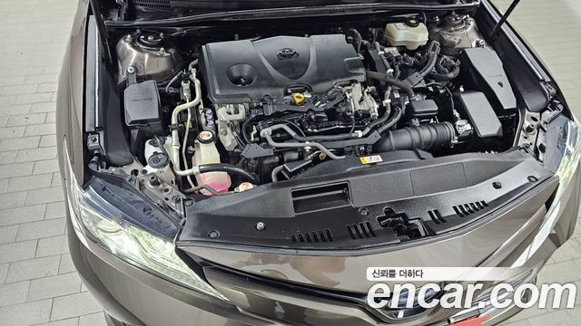 Toyota Camry 2019 — photo 6