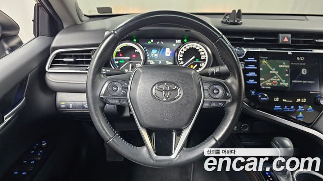 Toyota Camry 2019 — photo 20